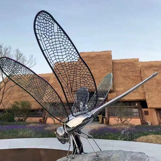 

Stainless Steel Metal Dragonfly Sculpture Animal Sculpture for Yard Garden Decoration