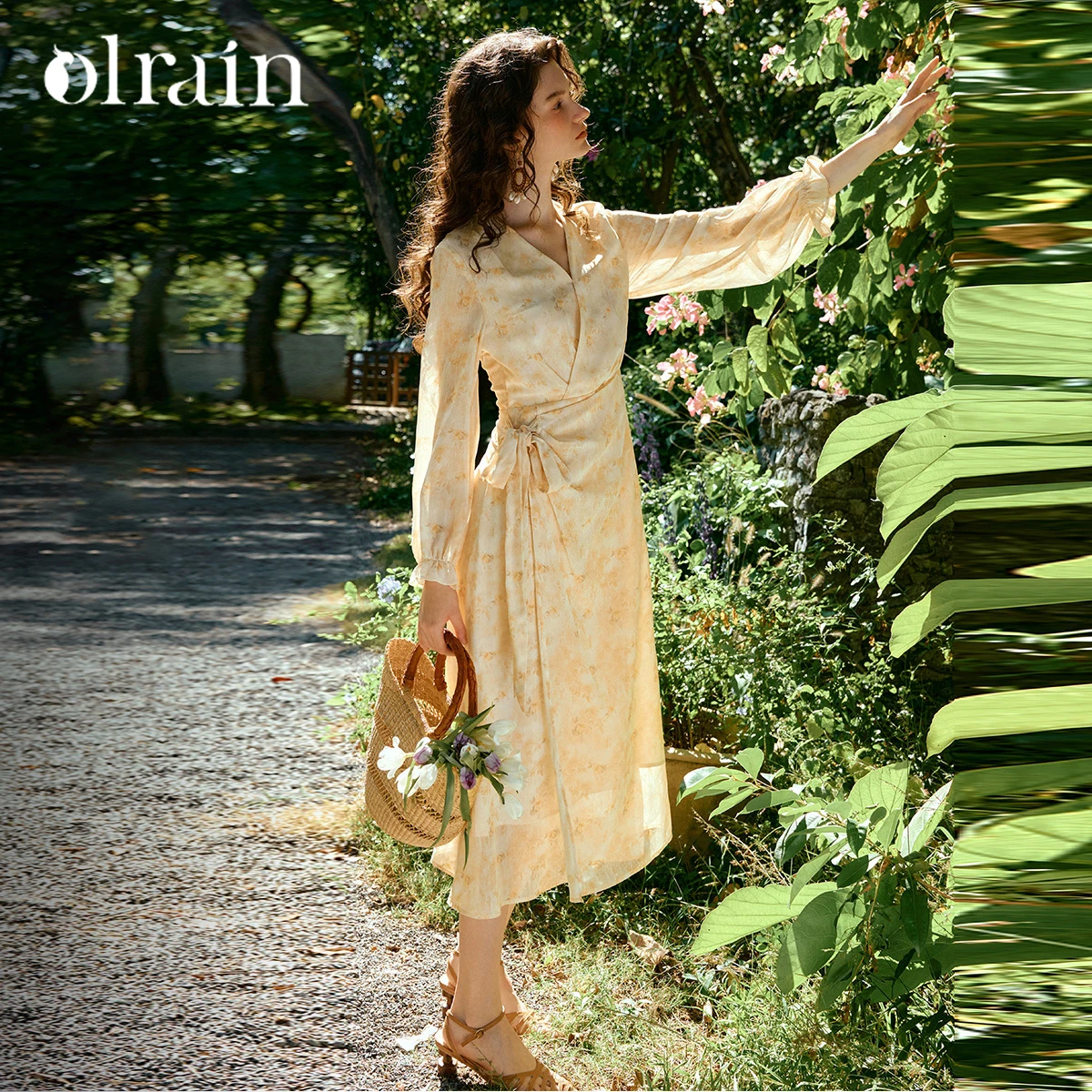 

OLrain 2026 Spring New Women's Vacation Style Luxury V-Neck Tie Dye Floral Long Sleeve Dress Elegant Long Dress O58CL003233