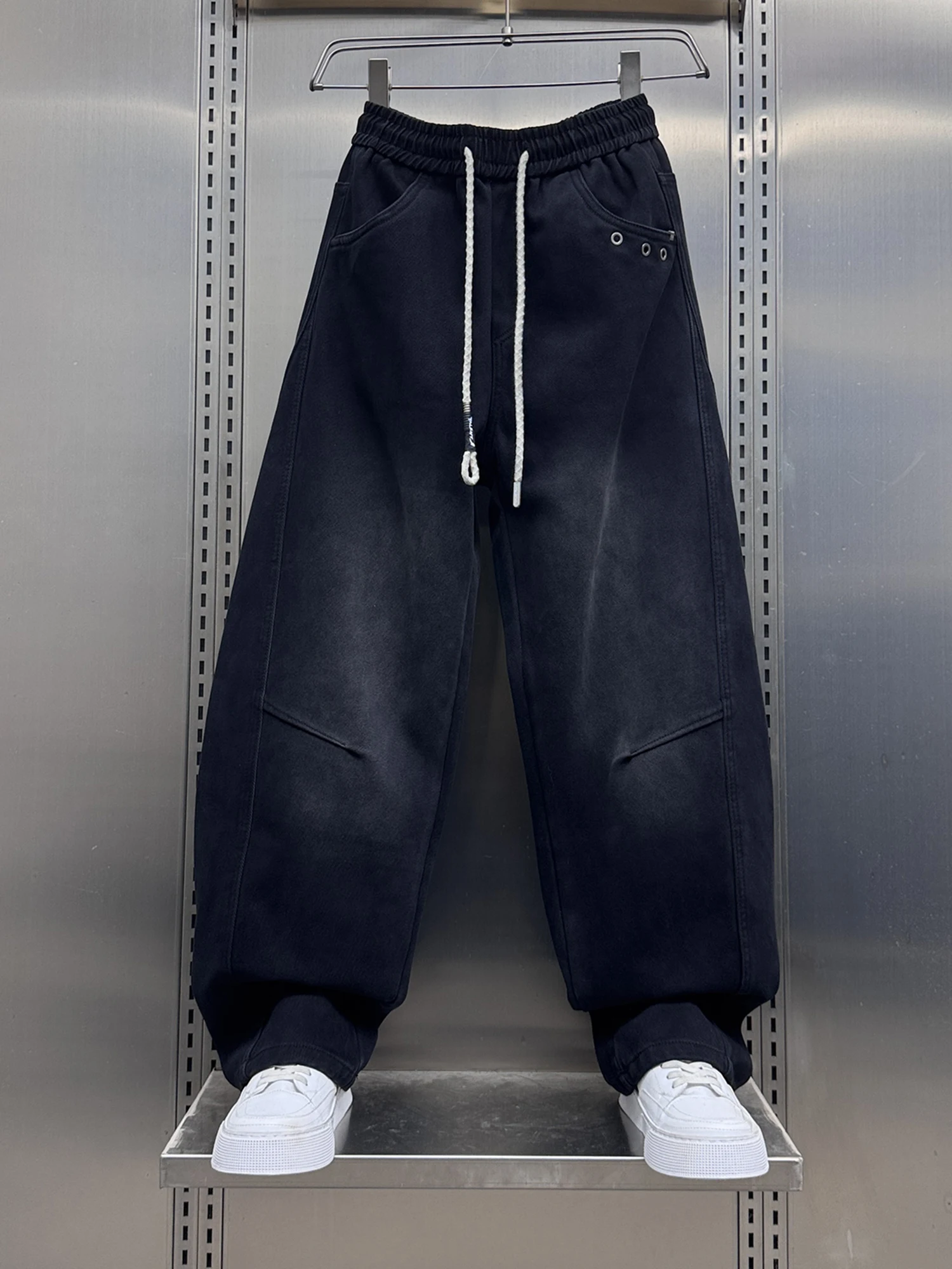 

Retro Waed Splice Fce Straight Leg Casual Pants Men Loose Wide Leg Bla Dstring Long Trousers Winter New Arrival