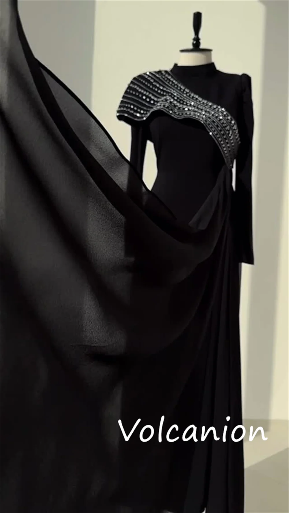 맞춤형 중국 스타일 저지 스팽글 A-라인높은 칼라 롱 드레스 맞춤형 행사 복잡한 복고풍