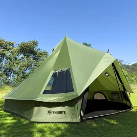Bell Yurt Tent with Stove Jack Waterproof Luxury 4 Season Tent 420D Oxford Cloth Green Glamping Tents for Family Outdoor Campin