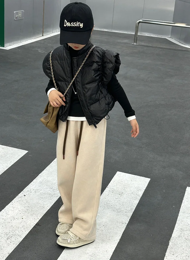 

Children's Jacket Girl Waistcoat Short Style Sequin Girl's Vest Flying Sleeve Down Cotton Zipper Parka RM58