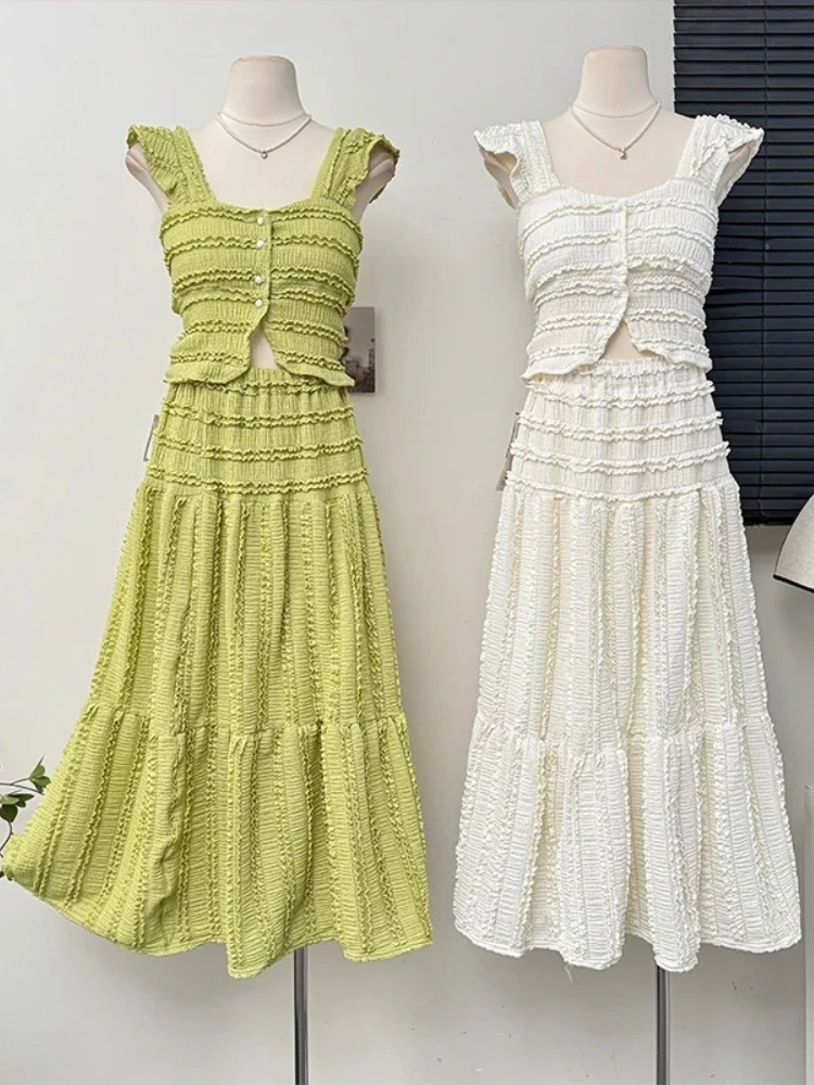 

2025 Summer Casual Beach Style 2pcs Suits Single Breasted Mini Camisole+Elastic Waist A Line Fold Slim Skirt Gentle Women Sets
