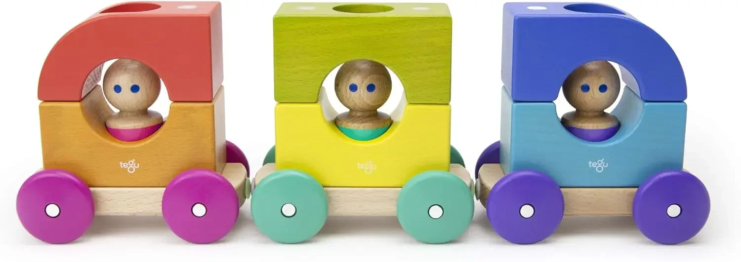 12 Piece Magnetic Tram Building Block Set, Rainbow