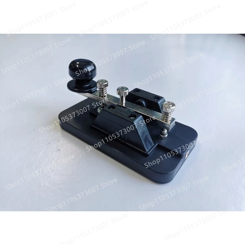 BG1GJP self-sounding electric key can be connected to a radio handset