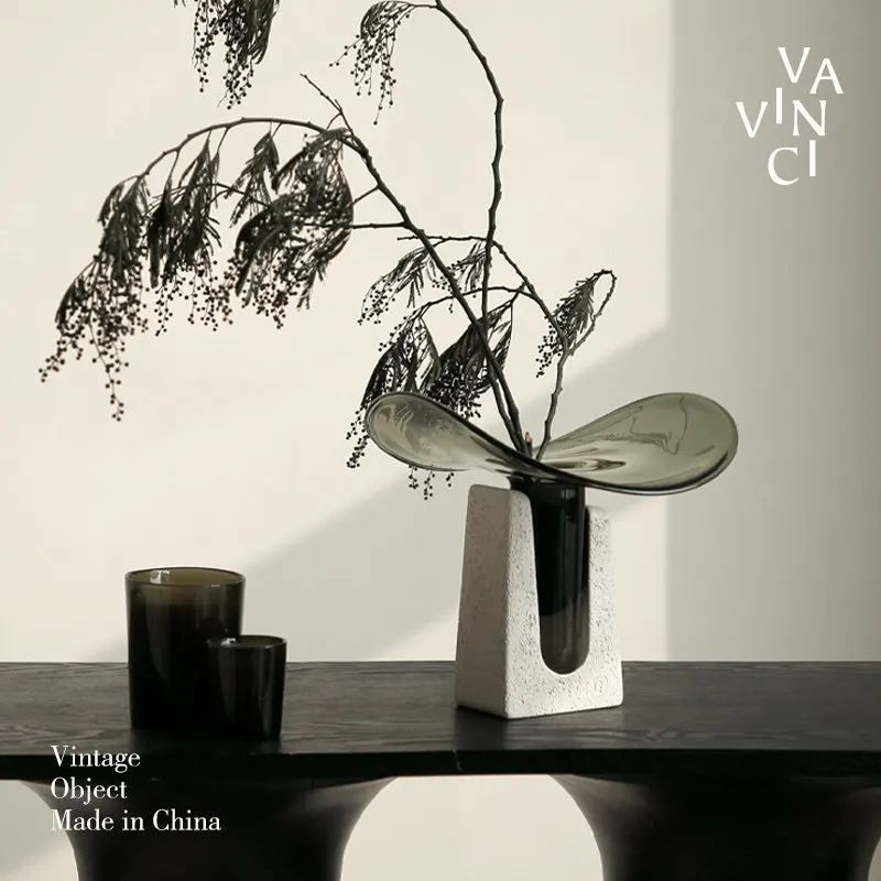 

High End Aesthetic Glass Vase Luxury Flower Arrangement for Living Room Elegant Decorative Vase Modern Home Floral Vessel