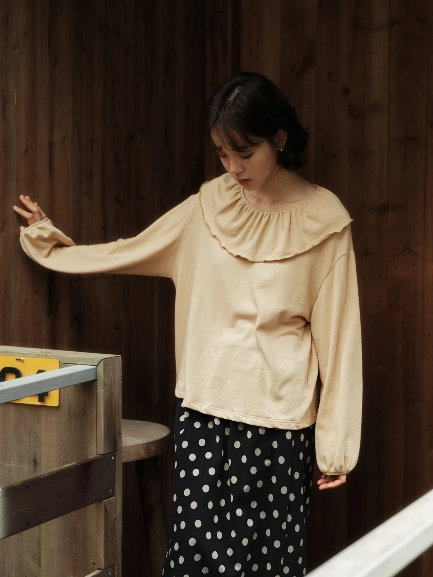 Women's Casual Style Cotton Hanflax Long Sleeve T-Shirt with Large Lotus Leaf  Collar Sweatshirt for Autumn Season