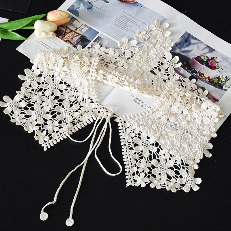 

Ins style new Korean version lace hollowed out shawl for women with a versatile foreign style. Small camisole with fake collar d