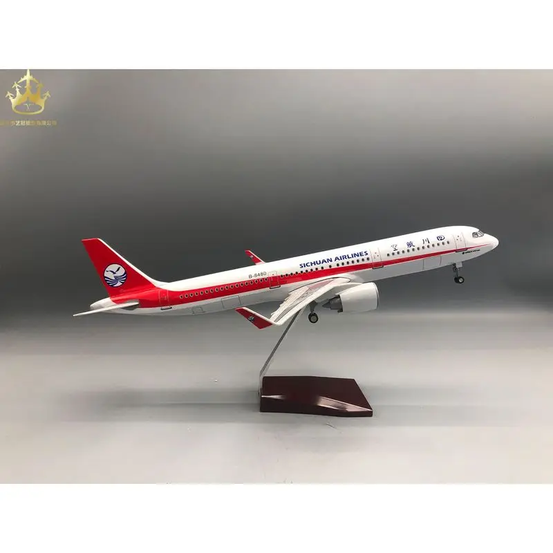 

321 Sichuan Airlines aircraft model 44.5cm with lights and wheels simulation static model