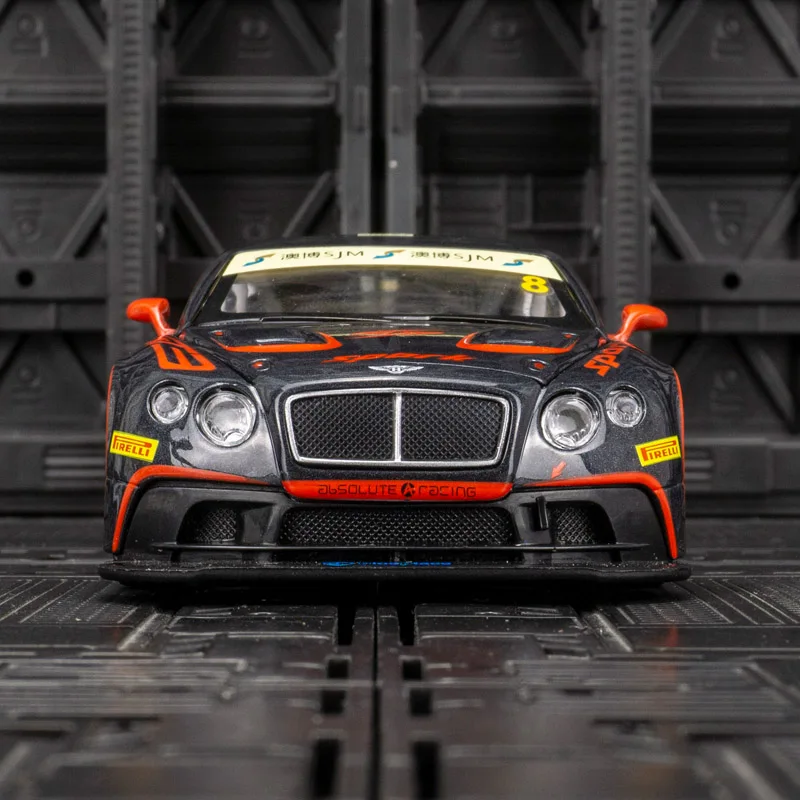 

CCA 1:32 simulation Bentley GT3 alloy car model has sound and lighting doors can be opened rich in details, finely crafted