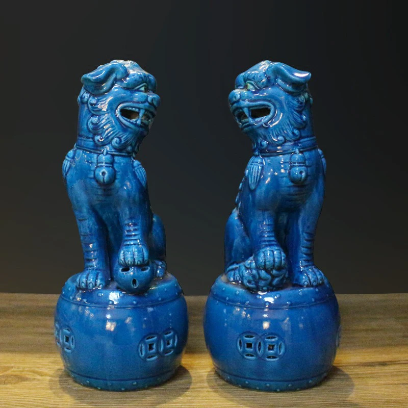 Ceramic Handmade Vintage Ceramic Green Glaze Carved Lion (a Pair) Home Decoration Showcase Ornaments