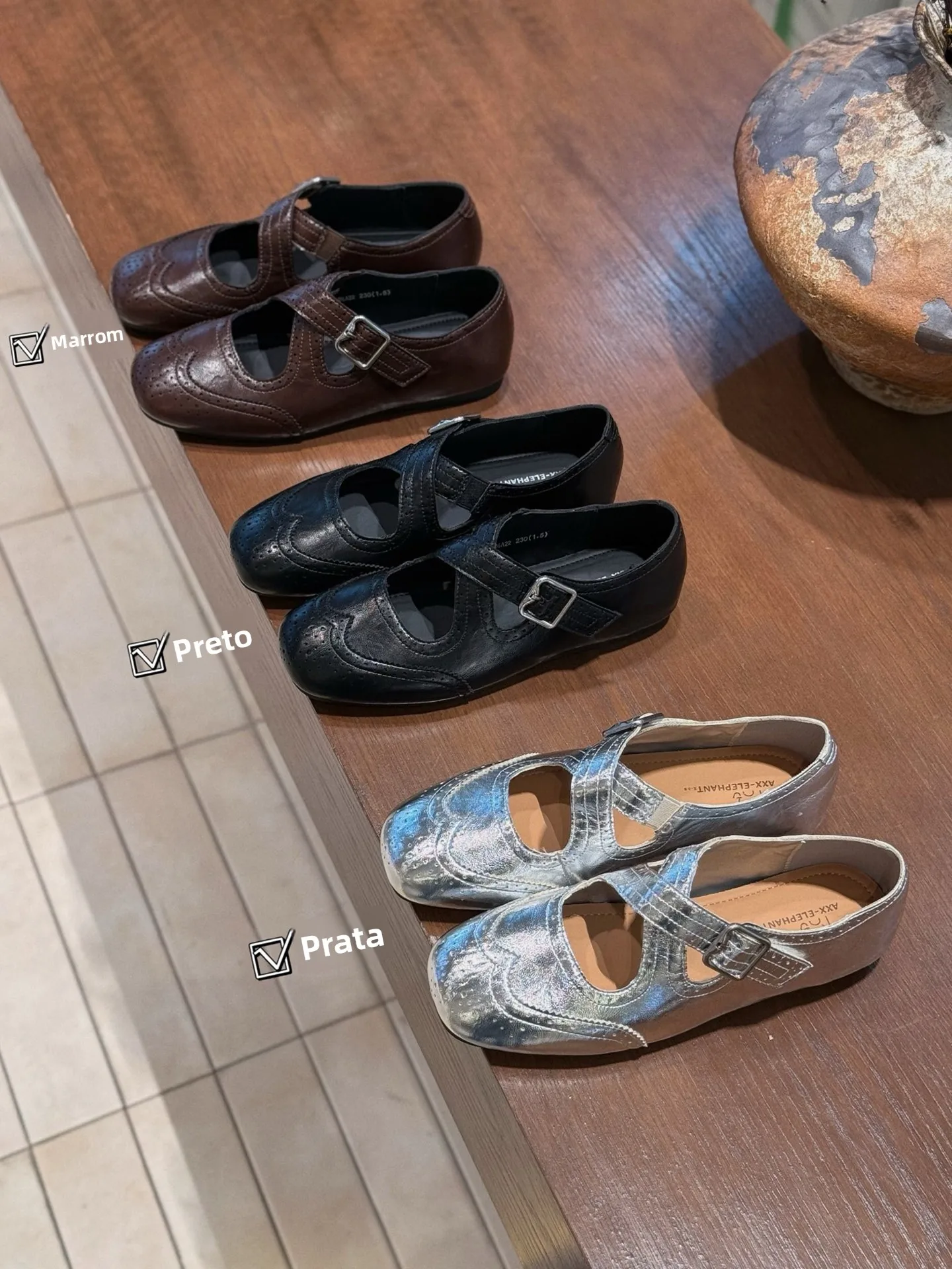 chaussures-plates-mary-jane-en-cuir-souple-ajoure-a-talon-carre-avec-boucle-croisee-a-enfiler-pour-femme-confortables-a-talon-bas-et-semelle-en-caoutchouc