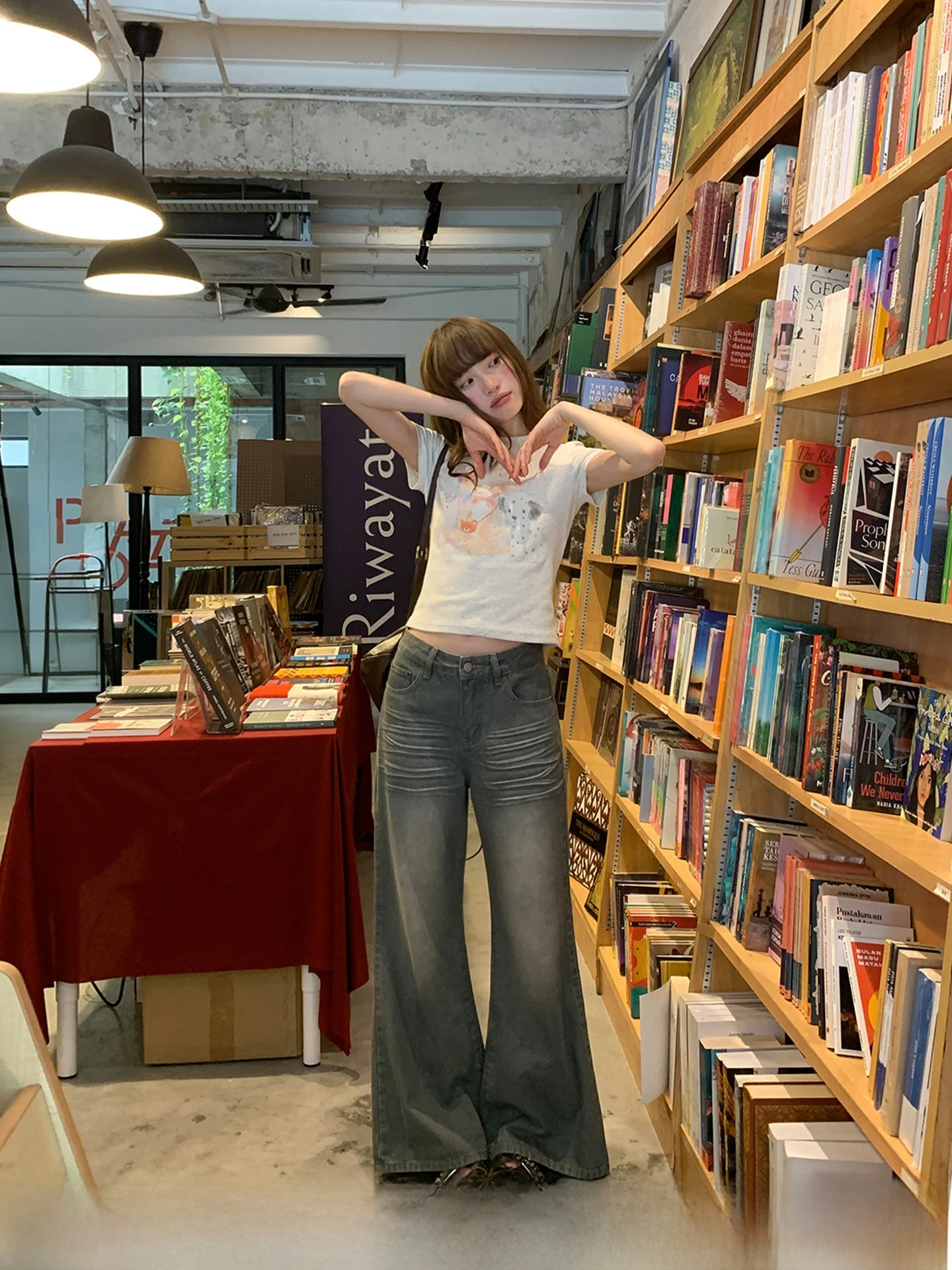 

Джинсы-клеш в ретро-стиле с высокой талией, из денима, весенние, женские, широкие, без стрейча, эластичные, от китайского производителя