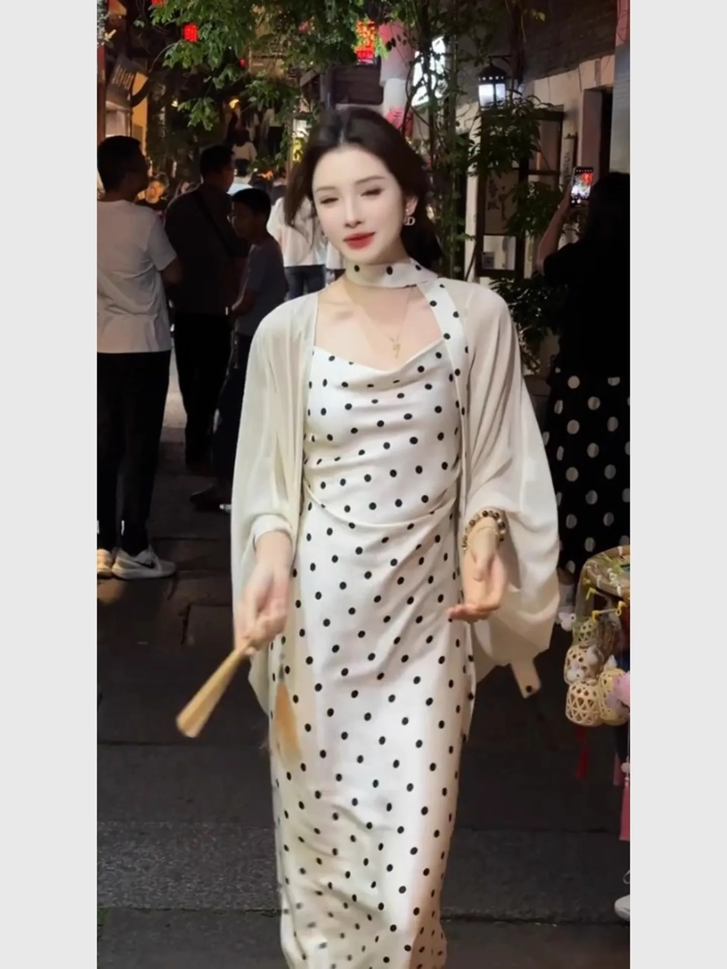 Ele Witte Polka Dot Strap Dr Dames 2025, High-End Feelings Godd Sle Taille-Cinching Long Dr-set