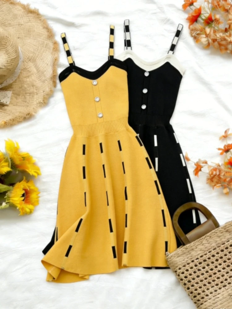 Women's V-Neck Knitted Midi Dress Contrast Strap Button Front A-Line Skater Dress Casual Summer Daily Party Wear Sweater Dress