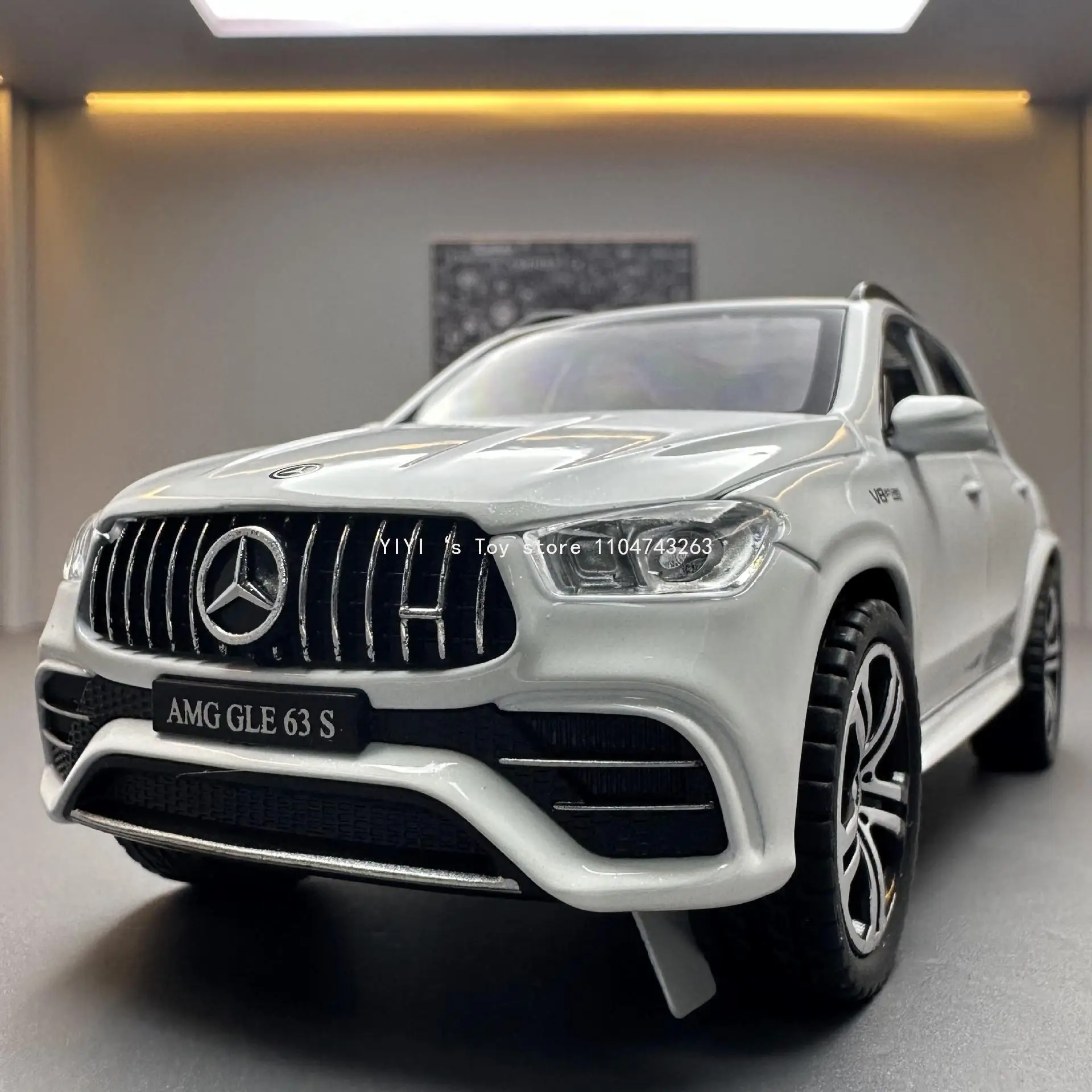 1:32 Mercedes Benz GLE 63S AlloyกีฬารถDiecastโลหะของเล่นรถจําลองเสียงคอลเลกชันของขวัญ 30