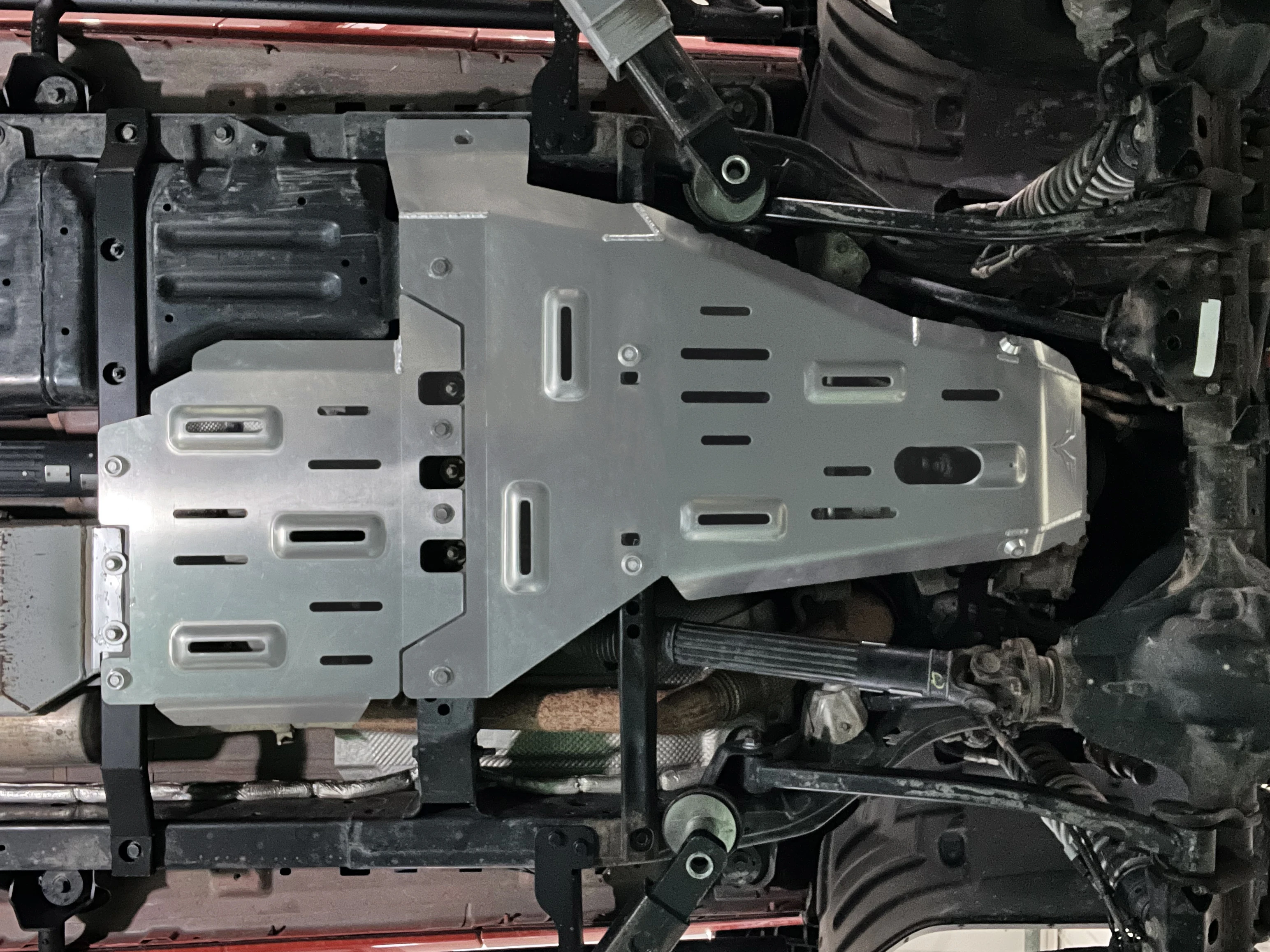 Рисунок 3 - Защита шасси двигателя JT 1013