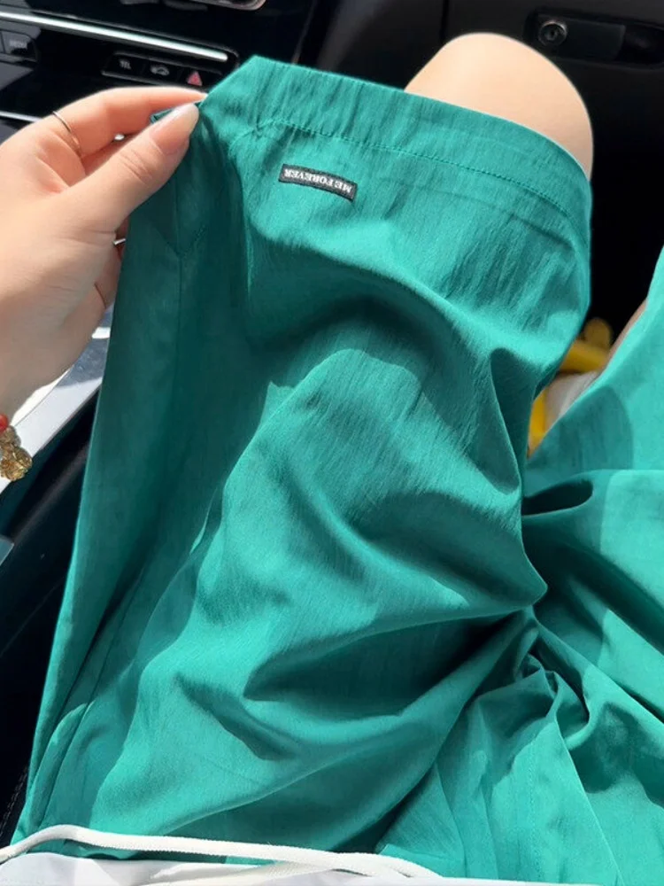 

Мужские шорты из ледяного шелка: летние, повседневные, свободные, тонкие, длиной до колена, модные, дышащие, больших размеров, молодежные, стильные