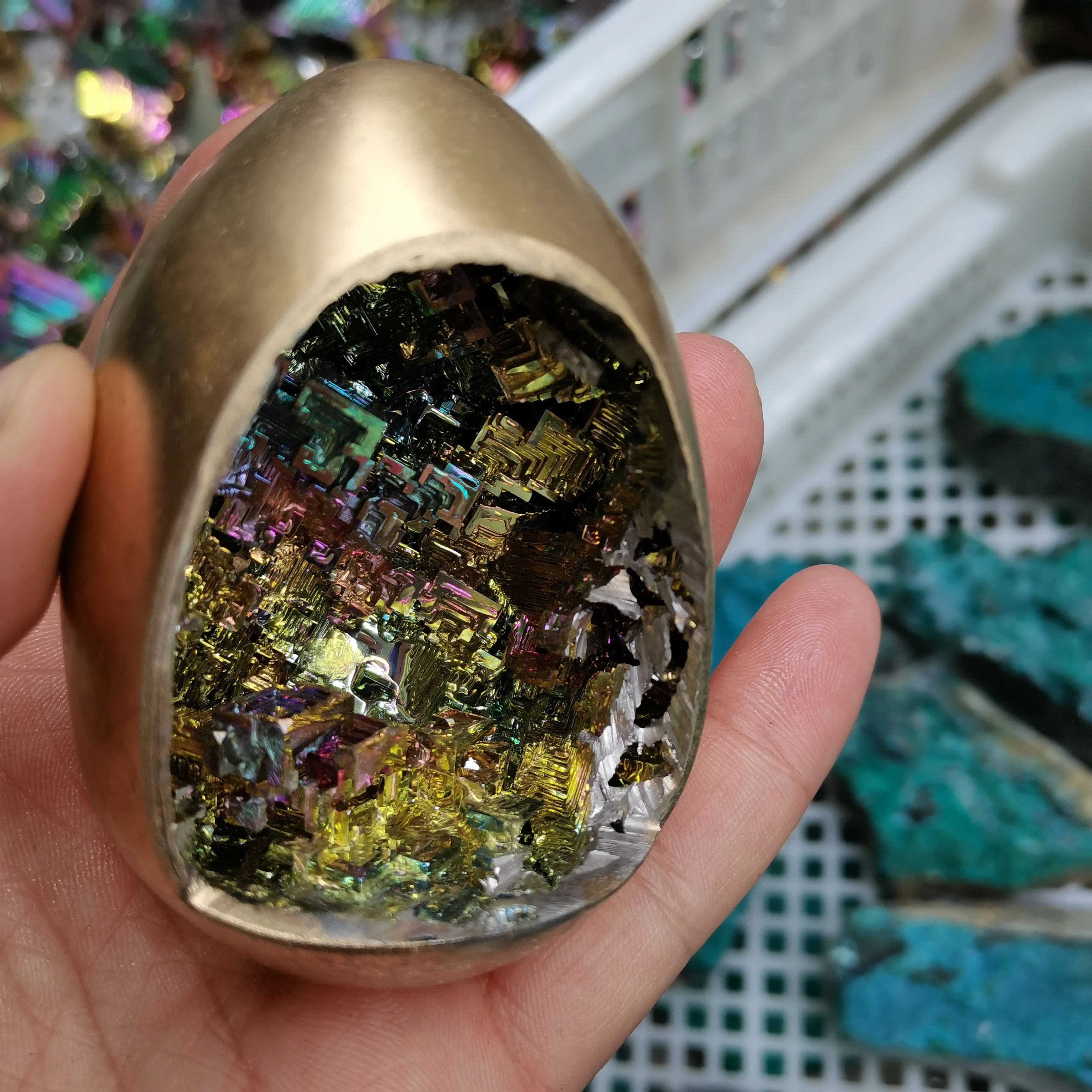 

Rare Beautiful Mineral Specimen Bismuth egg Crystal Iridescent Minerals Rocks Home furnishing articles 1pcs