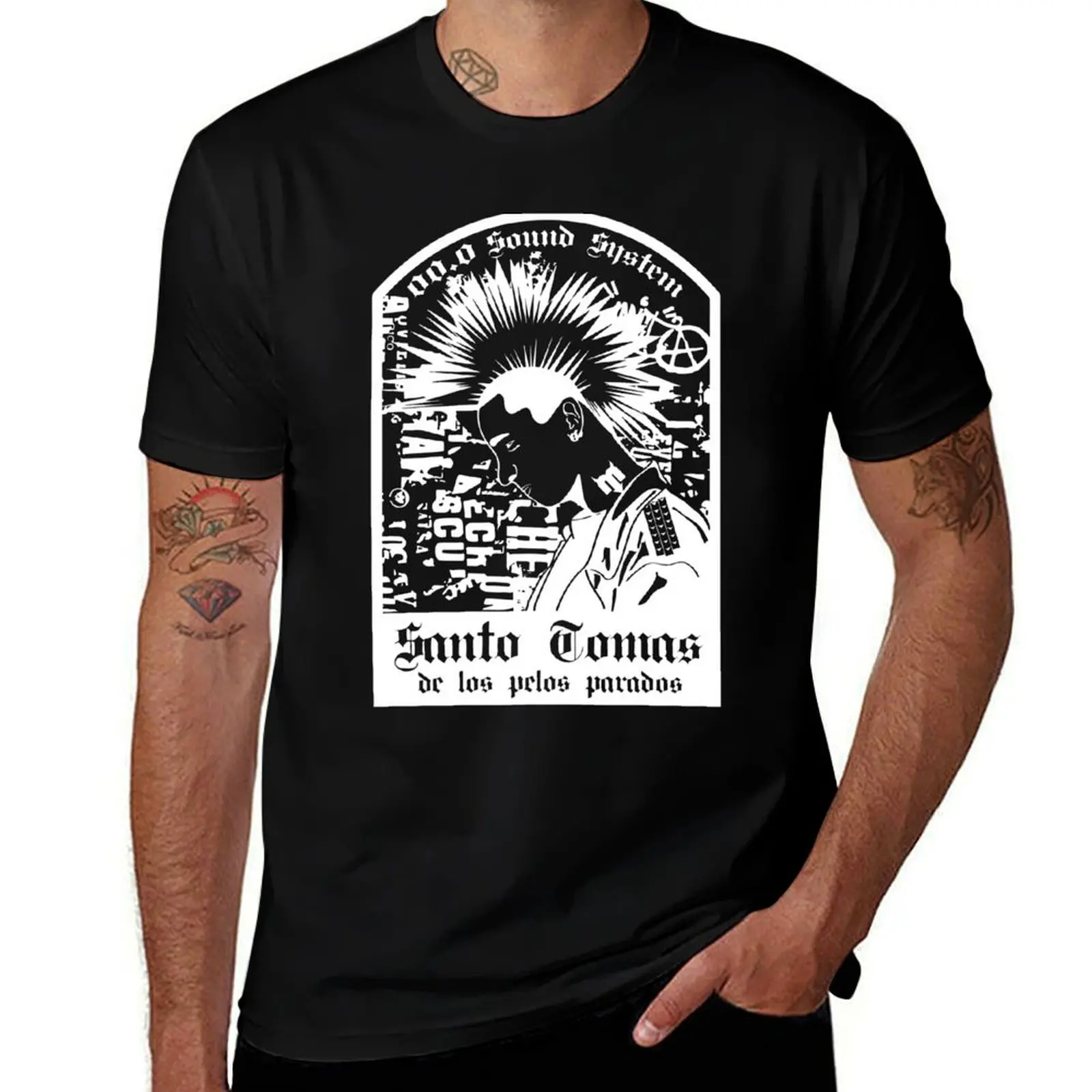 

Santo Tomas de los pelos parados T-Shirt Minimalist Plain Crew Neck T-Shirt