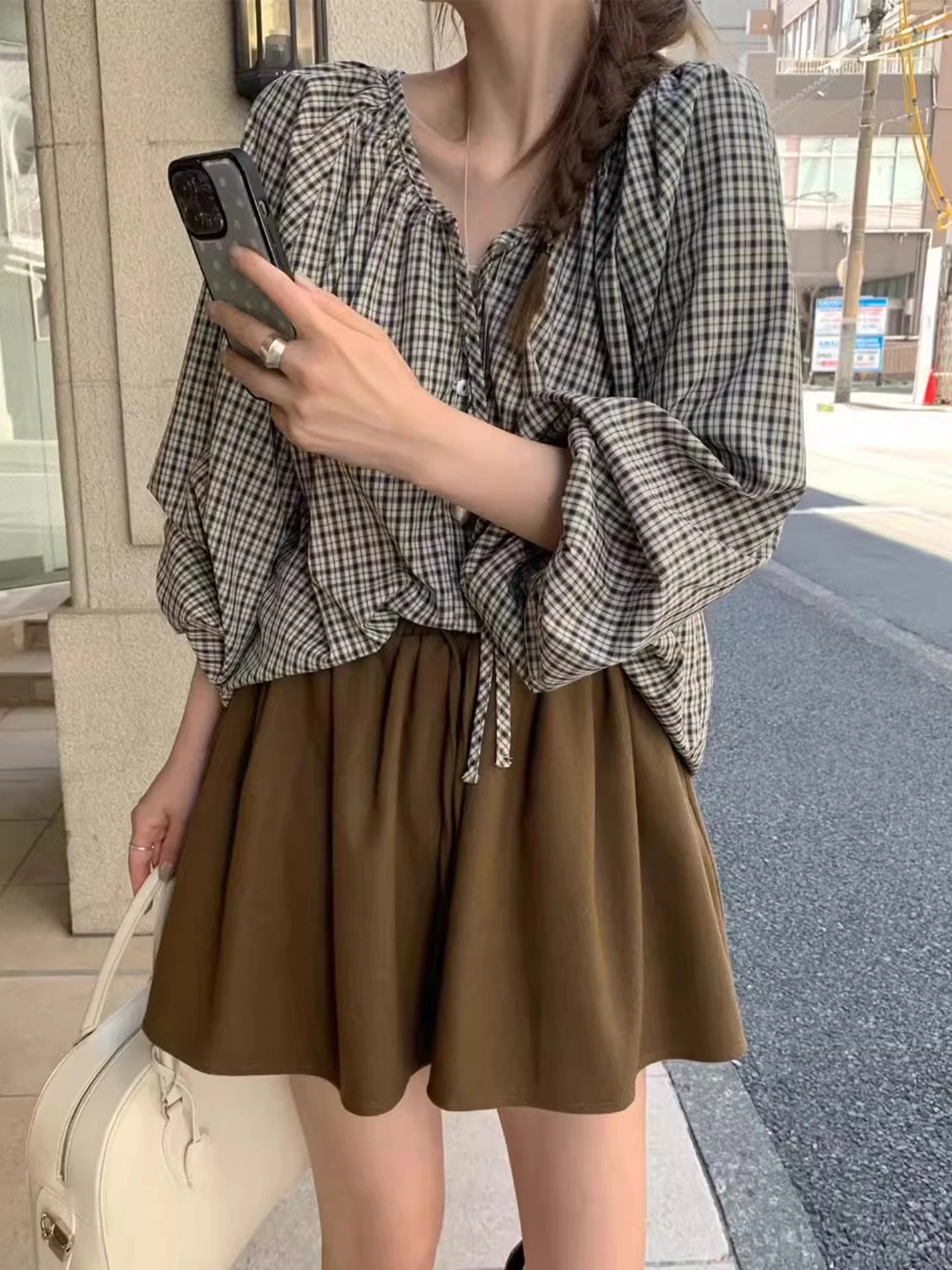 

Retro Plaid V-Ne Sa Spliced Button Long Sve Women's irt Spring Early Loose Versatile Blouse Korean Sle Commute
