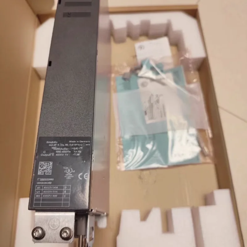 

Новый оригинальный модуль 6SL3120-1TE23-0AA3