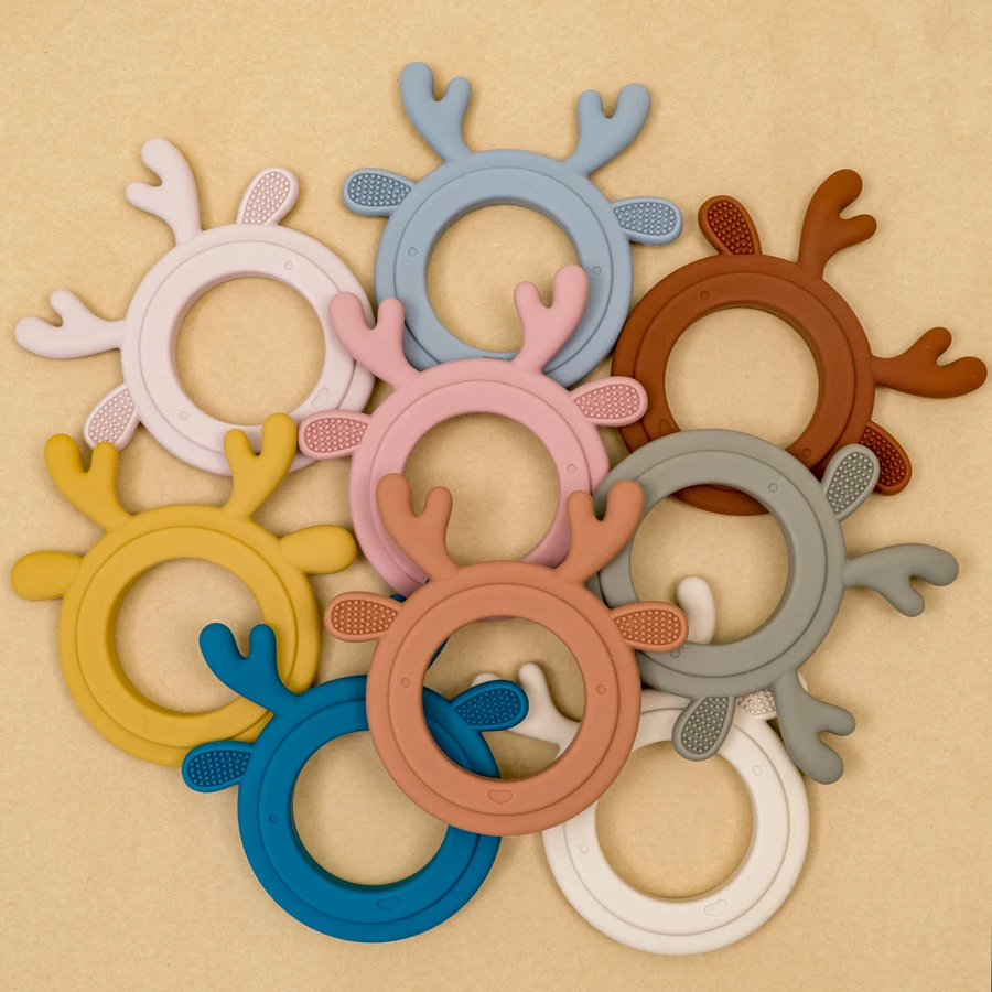 

New Baby Teether Toys Soft Silicone Bracelet BPA Free Cartoon Deer Pendant Ring Teething Chewing For Newborn Accessories Toys