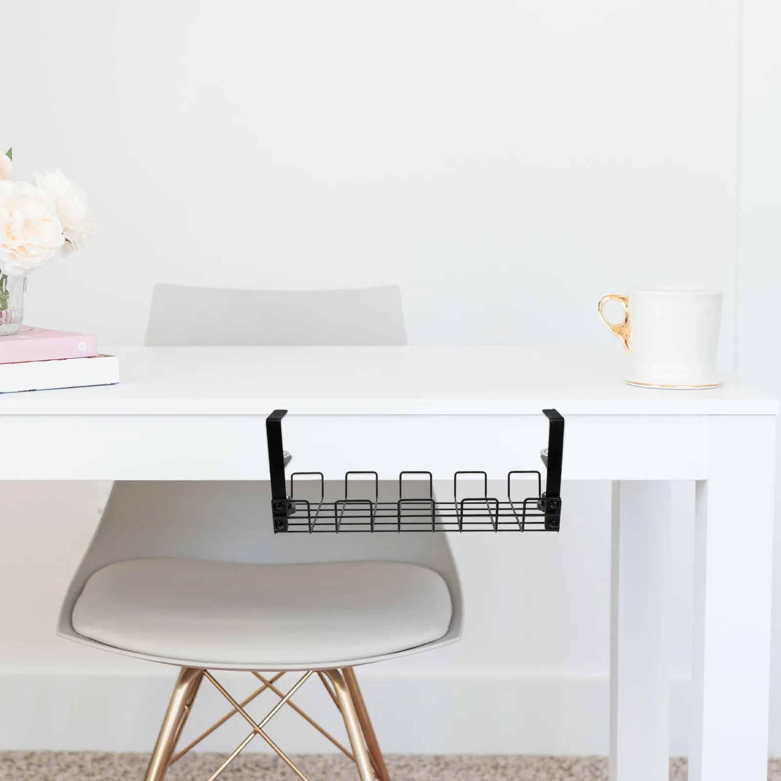 

Органайзер для кабелей под столом: прочный металлический лоток для проводов и кабелей, решение для аккуратной организации рабочего пространства с противоскользящим покрытием