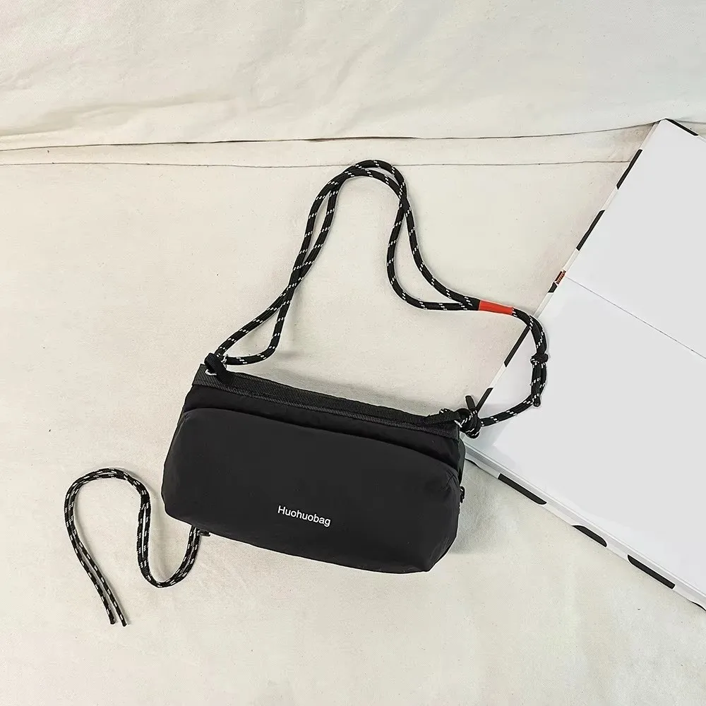 Portable Sports Single Shoulder Bag Functional Nylon Water Cup Bag Lightweight Breathable Water Bottle Bag Small Square Bag 4