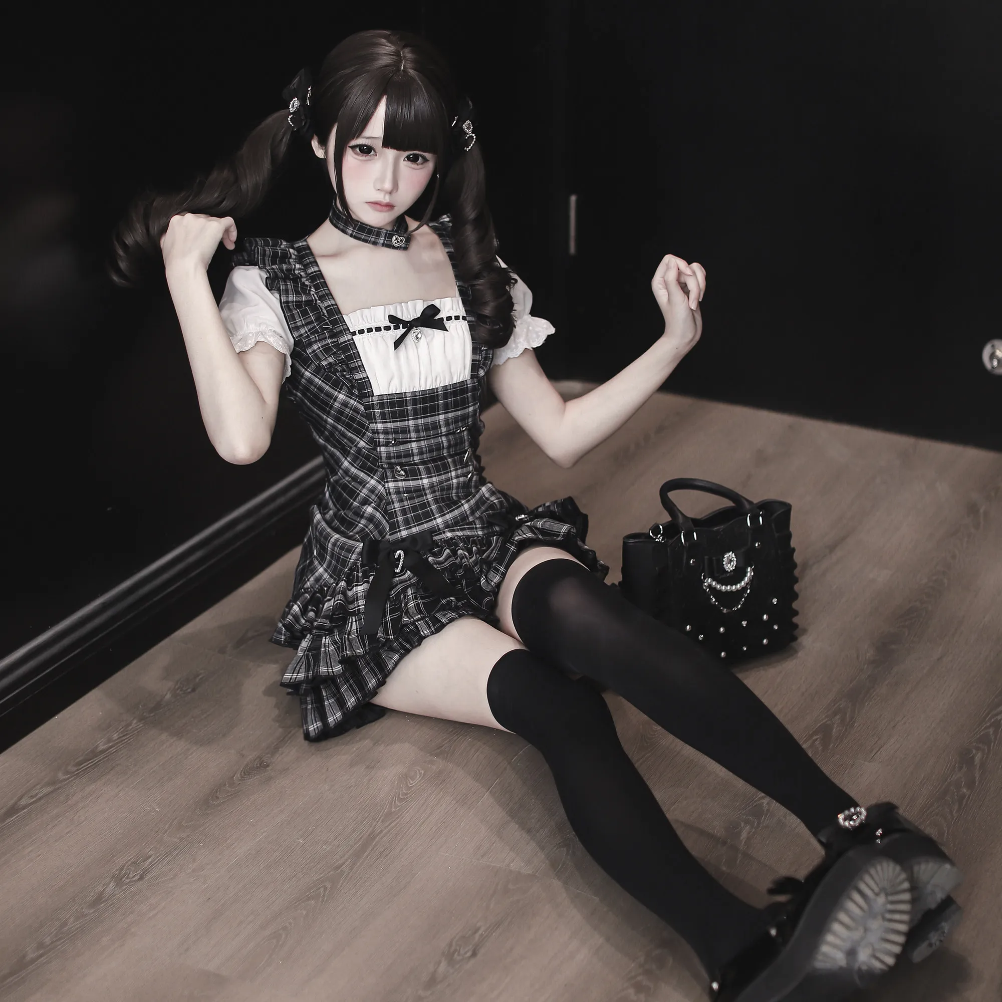 Harajuku Sweet Lolita Plaid Dress Japanese Subculture Heart Buttons Ruffle Hem Puff Sleeve Dress Choker not included