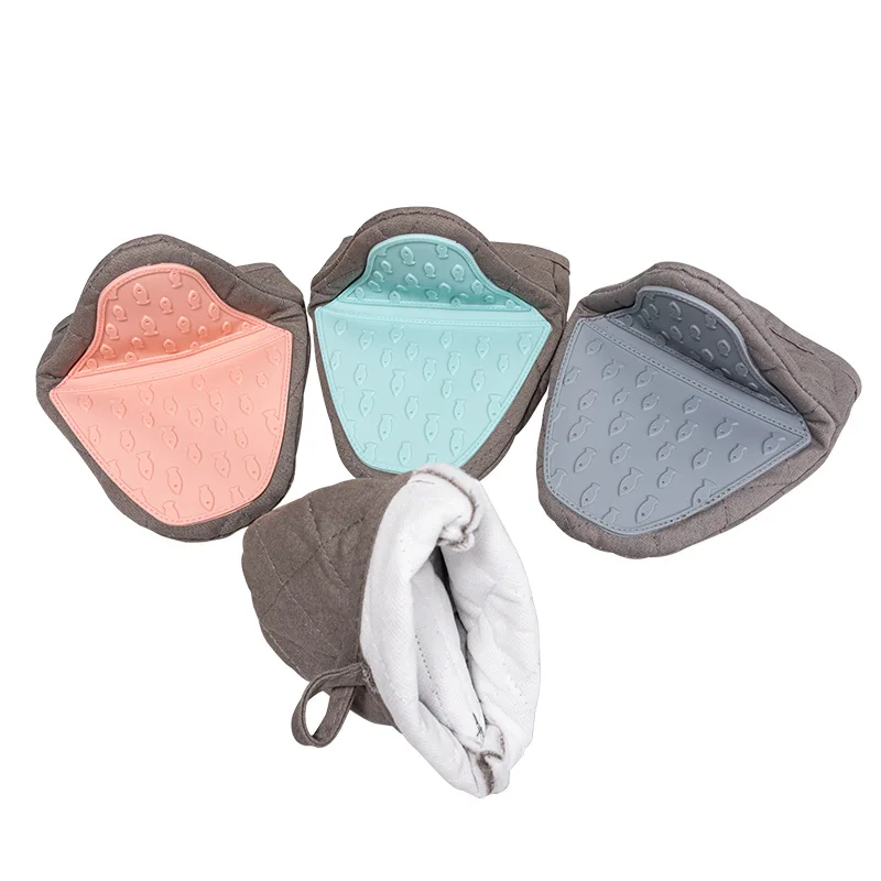 1pc Pads | Ergonomic Grip, Non-Slip Kitchen Mat, Baking Oven Insulated Gloves,Fish shaped semi silicone cloth hand grip gloves view 6