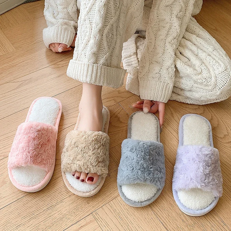 Zapatillas de invierno de piel rosa para mujer, suela suave de felpa, zapatos planos y cálidos para interiores, chanclas cómodas antideslizantes para dormitorio