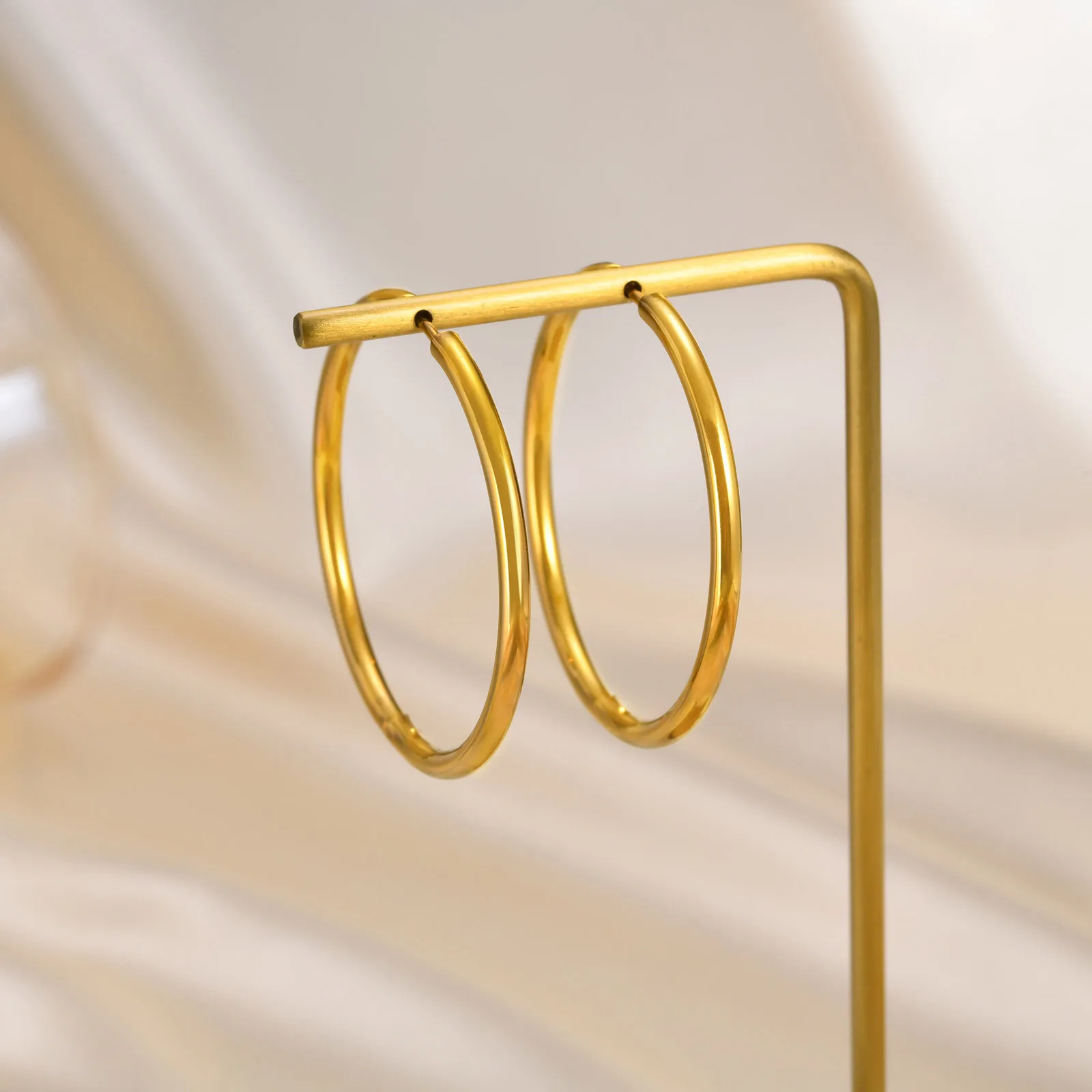 Women's Minimalist Gold Hoop Earrings, Everyday Elegance