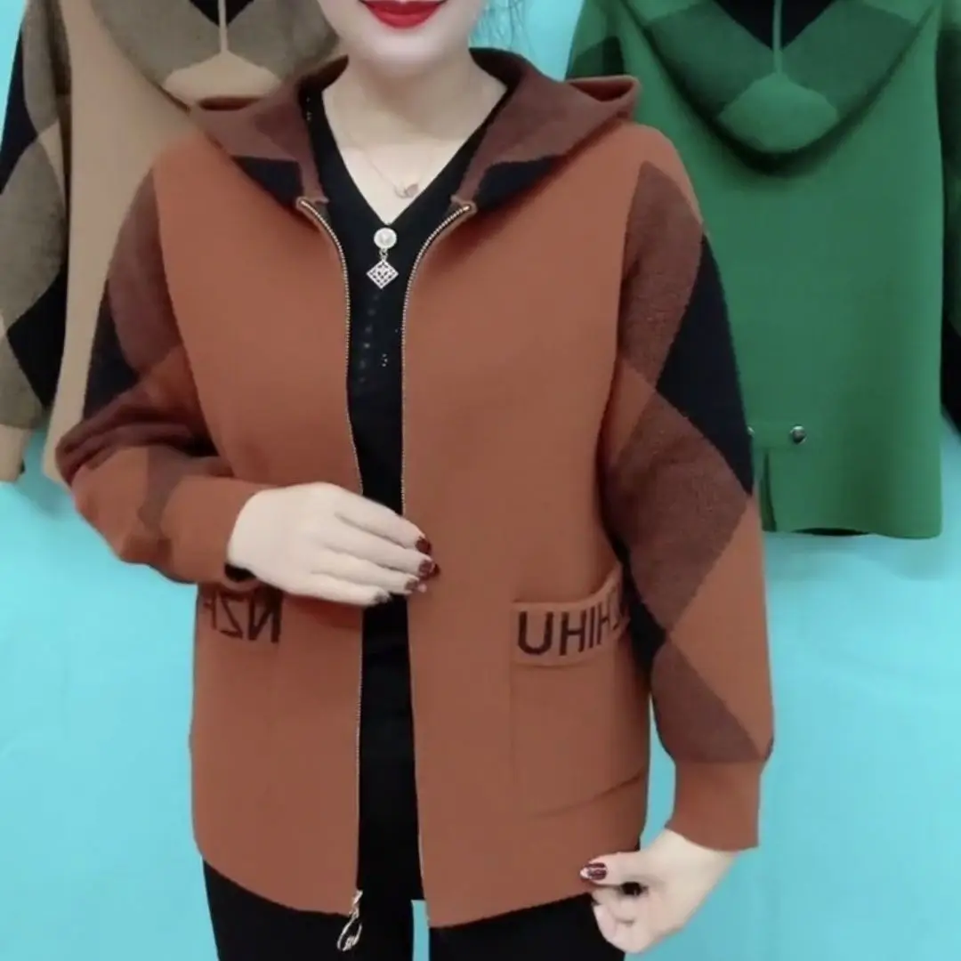 5XL Neue Mittleren Alters Ältere Mutter Dicke Kapuze Gestrickte Jacke Herbst Winter Wolle Strickjacke Frauen doppelseitige Kaschmir Plaid mantel