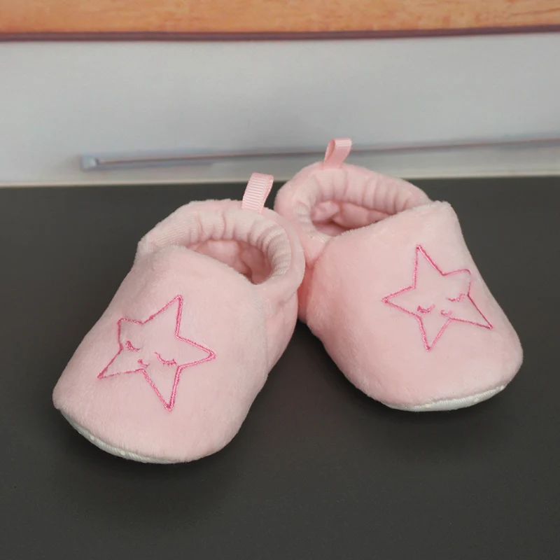 1 pair of fashionable comfortable, soft soled breathable and cute baby flat shoes for both men and women XH3