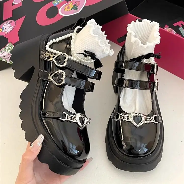 Black Leather Shoes Spring and Autumn Season Metal Chain Sponge Cake Sole Mary Jane Shoes Women\'s Patent Leather Gothic Style