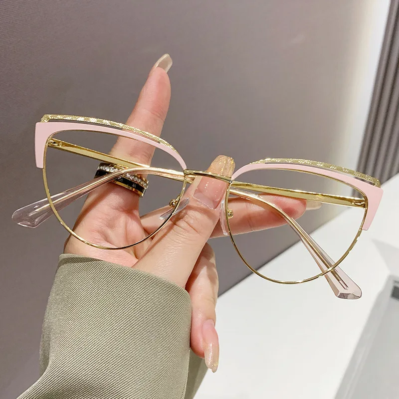 VICKI New Style Trendy Cat-eye Glasses with Customizable Prescriptions, Anti-blue Light Lenses, Multifocal, Photochromic 9036 image 4