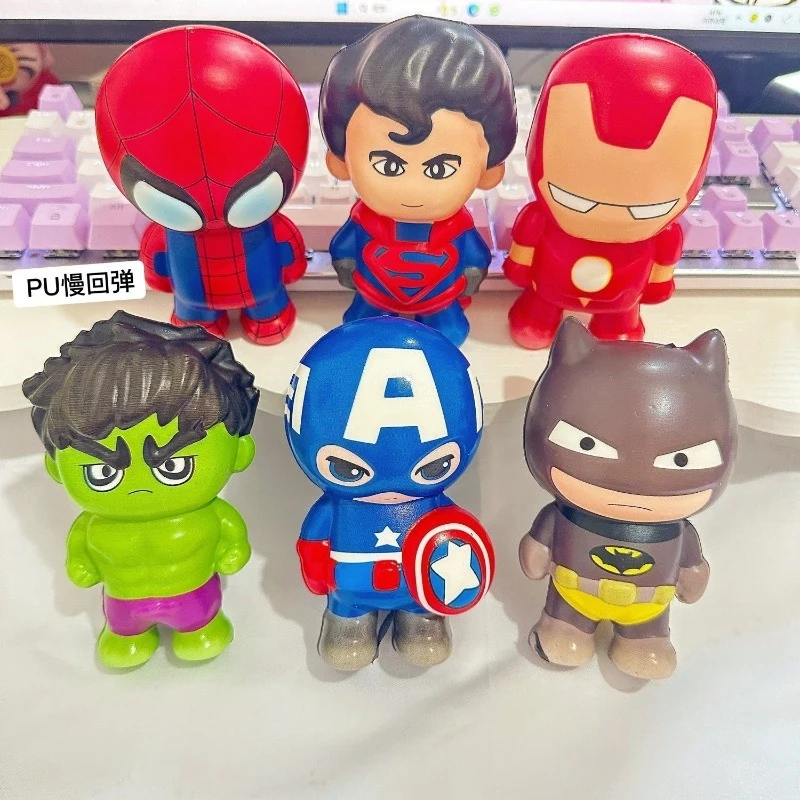 Nowy Królestwo Bestii Batman Spider-Man Hulk Kapitan Ameryka Kreatywna Kreskówkowa Figurka Antystresowa Zabawka do Ściskania z Charakterem