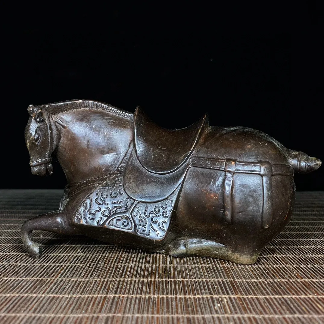 

Pure copper and brass Tang crouching horse to success supplies store entrance office antique rack ornament stationery 15cm