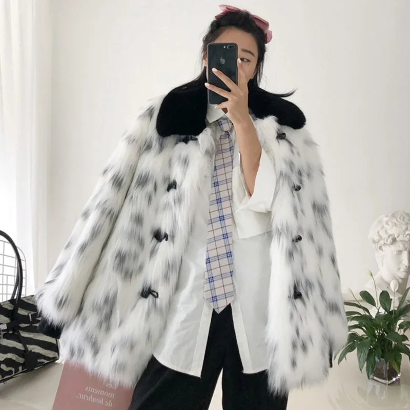 2024 Winter Warm Horn Button Black Turn-Down Neck Plush Jacket Women Faux Fox Fur Leopard Cardigan Ladies Long Sleeve Thick Coat