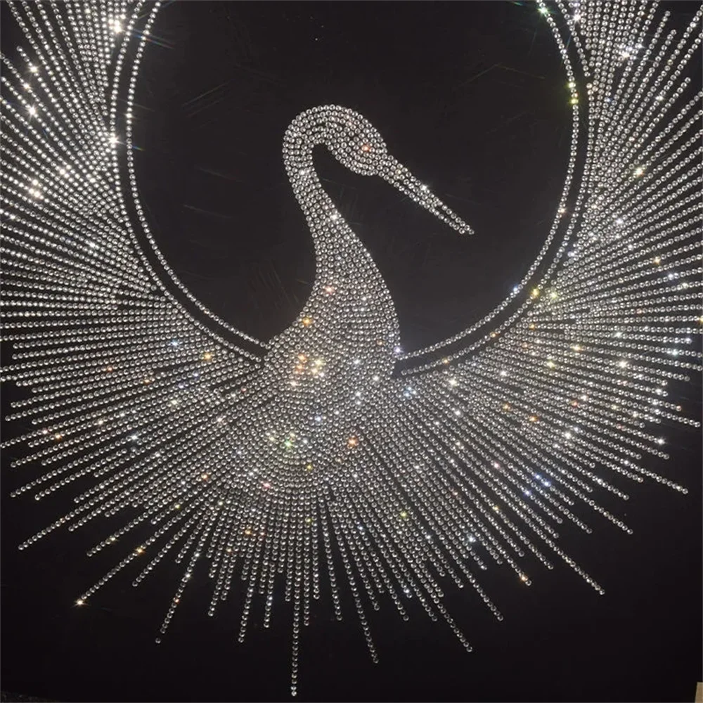 Super shiny swan diamond patch fashion big cloth patch hot diamond sequins DIY clothes T-shirt decoration patch