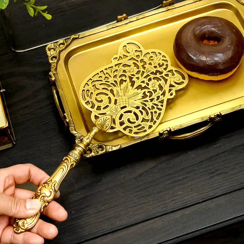 Handmade Brass Ornaments Carved Art Bread Shovel Luxury Crafts Classical Dessert Clip Copper Home Decorations Holiday Gifts