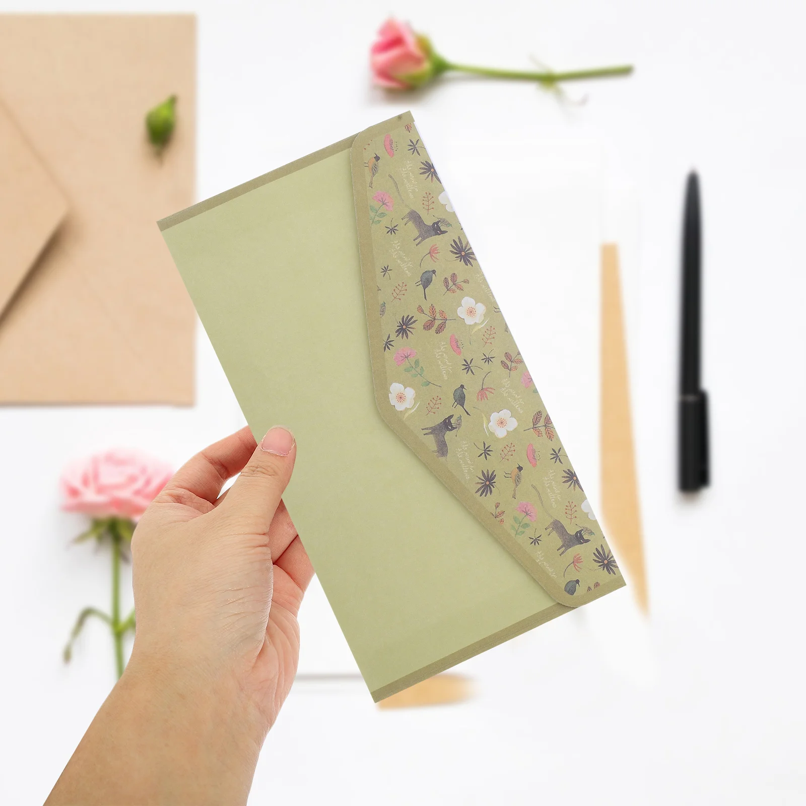 Blumenbriefpapier-Umschlag, Retro-Blumen-Briefpapier, Schreibblock und Umschläge, niedliche linierte Hochzeitseinladungsset-Pads