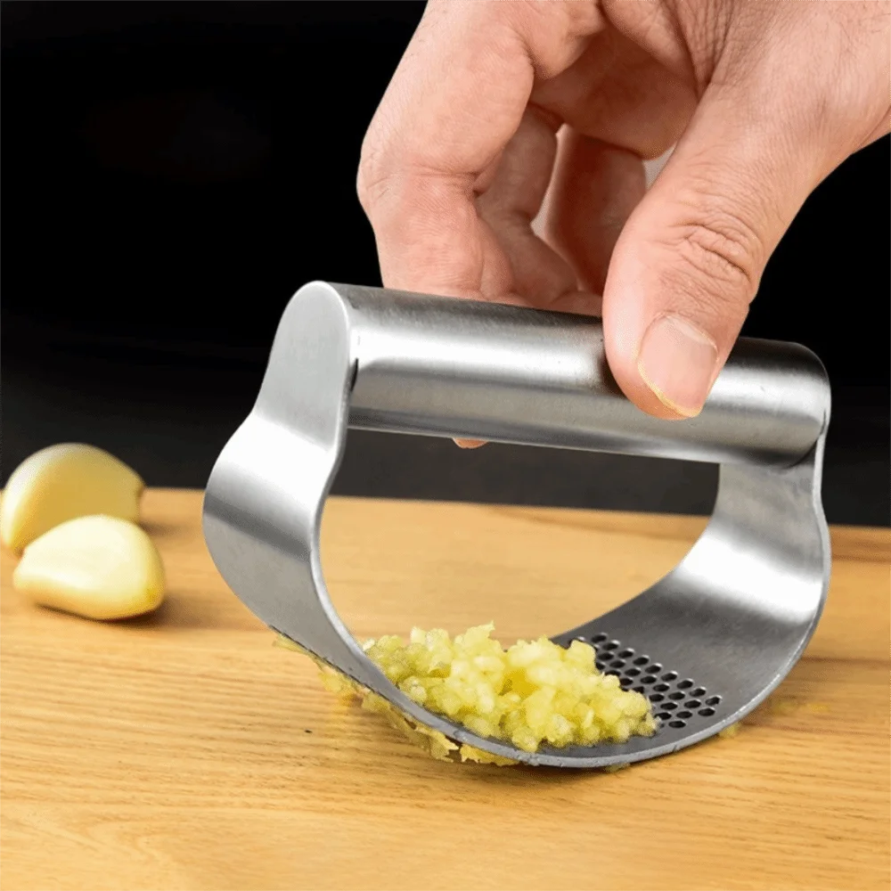 Prensa de Ajo Manual de Acero Inoxidable con Mango Ergonómico y Diseño Curvo, Triturador de Ajo Tipo Balancín, Resistente al Óxido para el Hogar