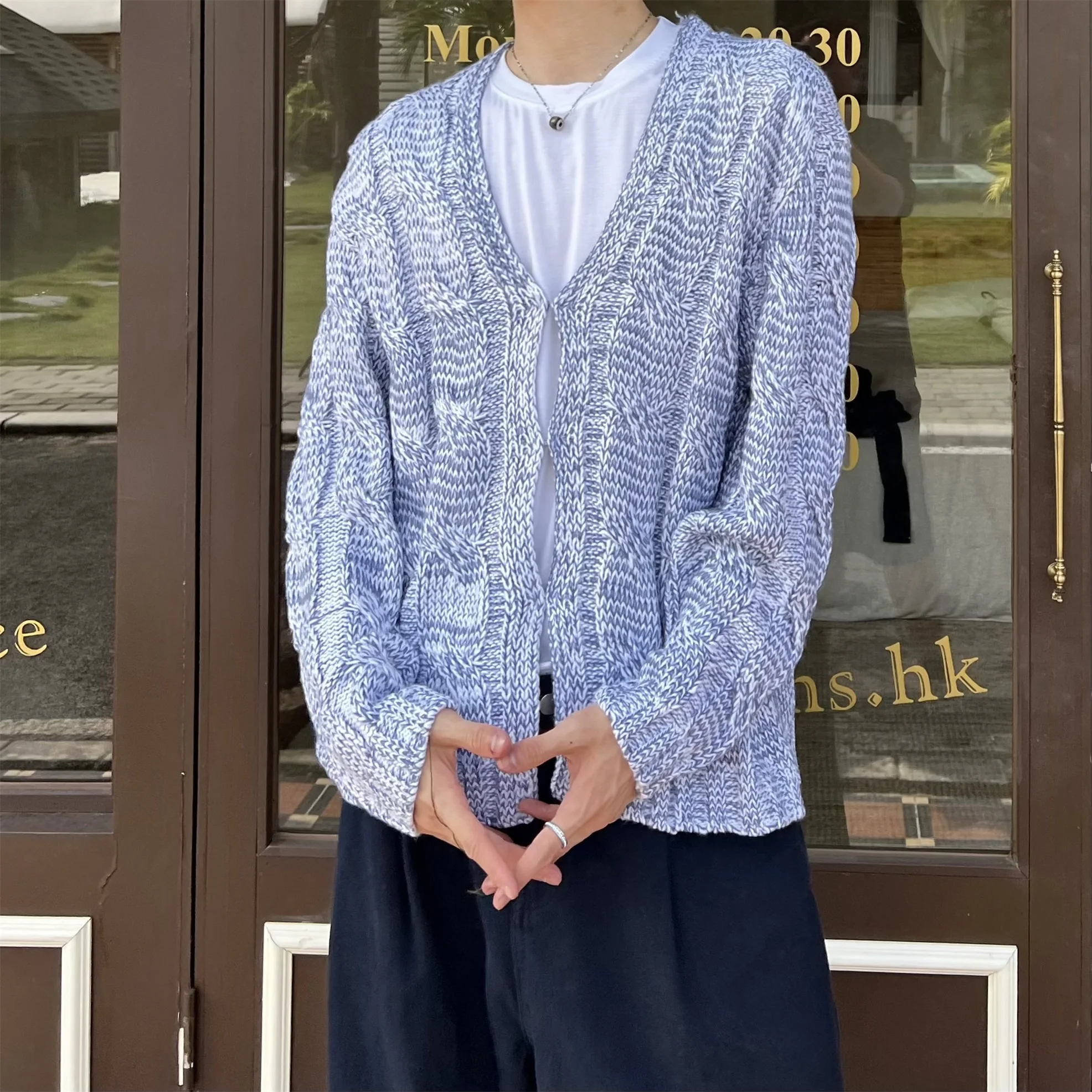 New Hot Sale Spring and Autumn French Retro Style Simple Design Gray Sweater Men's Casual Soft Blue Knitted Cardigan