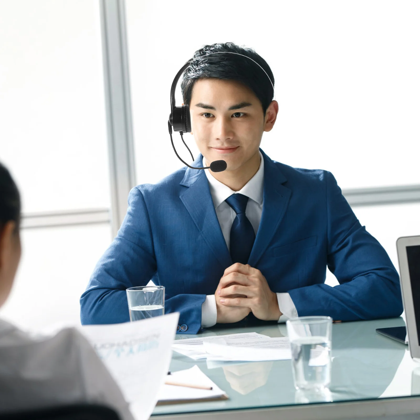 

Single Ear Call Center Headset Skin-Friendly Noise Reduction Mic Clear Sound For Gaming Pc Phone Use