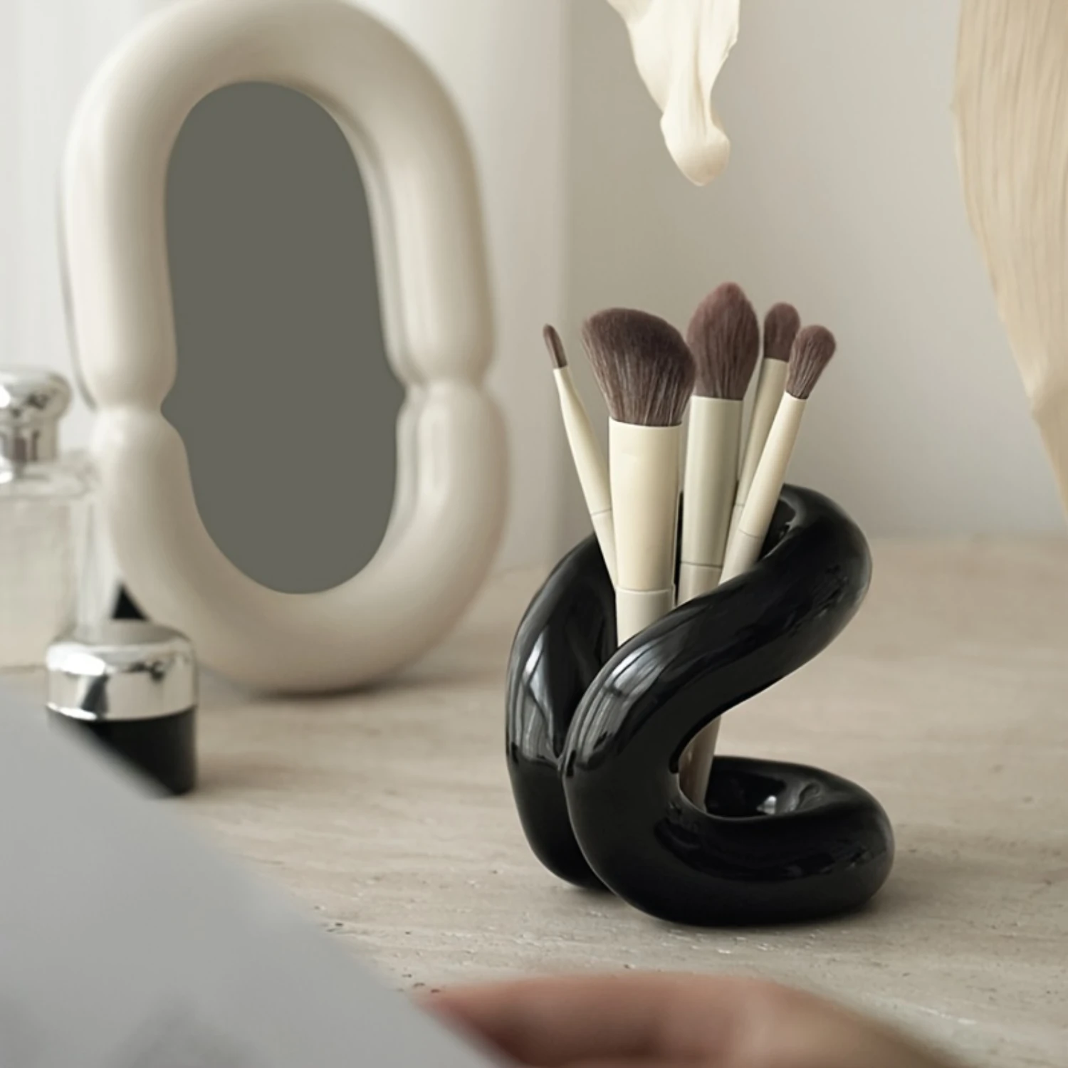 1pc Creative Ceramic Toothbrush Holder, Pen Holder, Makeup Brush Holder, Decorative  Supplies, Toothbrush Stand