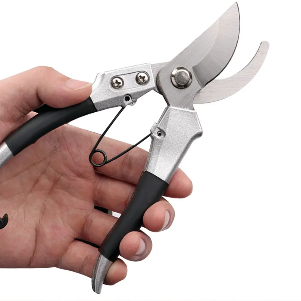 

1Pcs Premium Garden Pruning Shear Non-Slip Handle Hardened Steel Large Cutting Capacity Ergonomic Design Neat Cut Silver