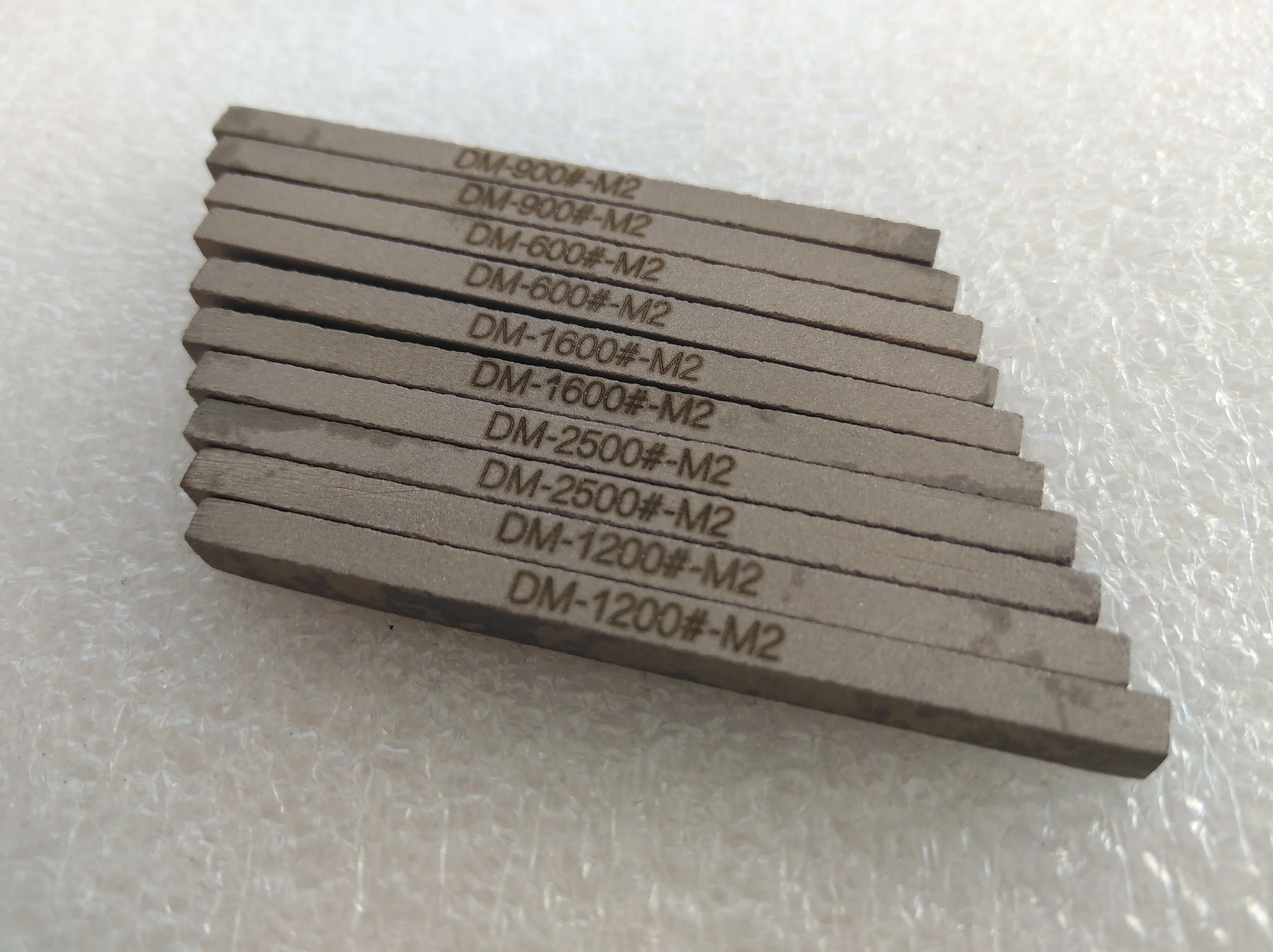 Pięć sztuk diamentowych kamieni do honowania cylindrów silnikowych/kamieni ostrzących/kamieni polerskich, pręt do honowania 50*4*3mm