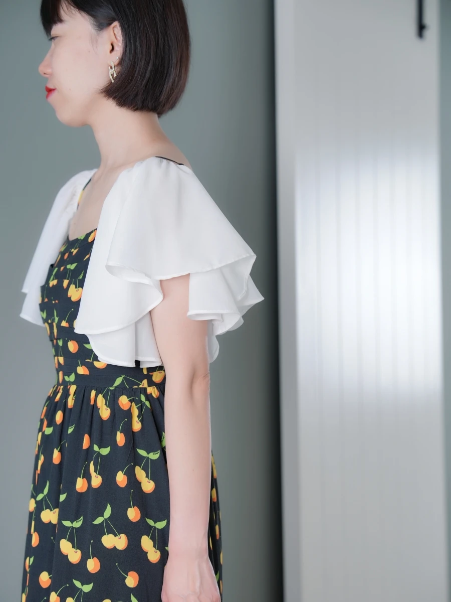 ロマンチックなレーストリム付き大きなアームフェイクスリーブ装飾スリーブカバークラシックブラックホワイトフェイクショルダースリーブ女性用夏用